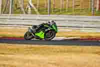 brands-hatch-photographs;brands-no-limits-trackday;cadwell-trackday-photographs;enduro-digital-images;event-digital-images;eventdigitalimages;no-limits-trackdays;peter-wileman-photography;racing-digital-images;trackday-digital-images;trackday-photos